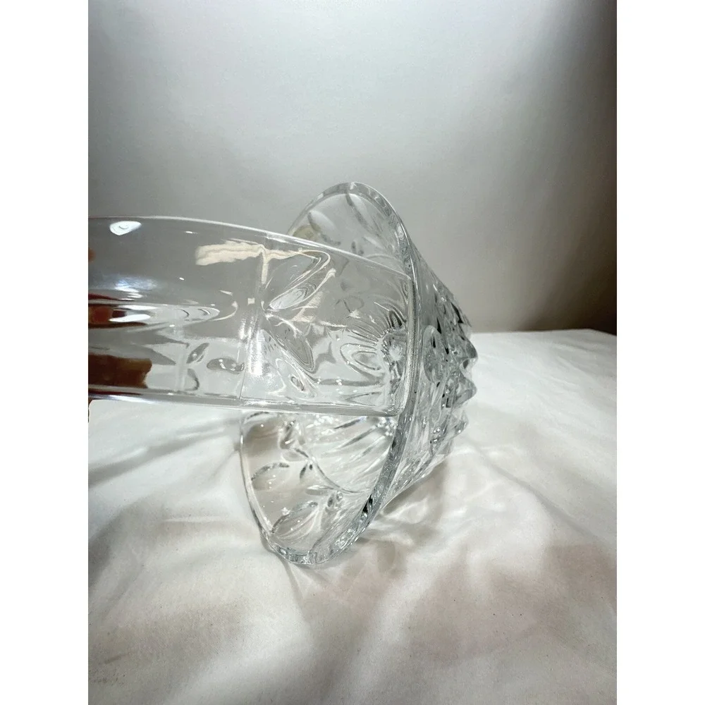 Block Crystal Cut Lead Handled Small‎ Decorative Basket
